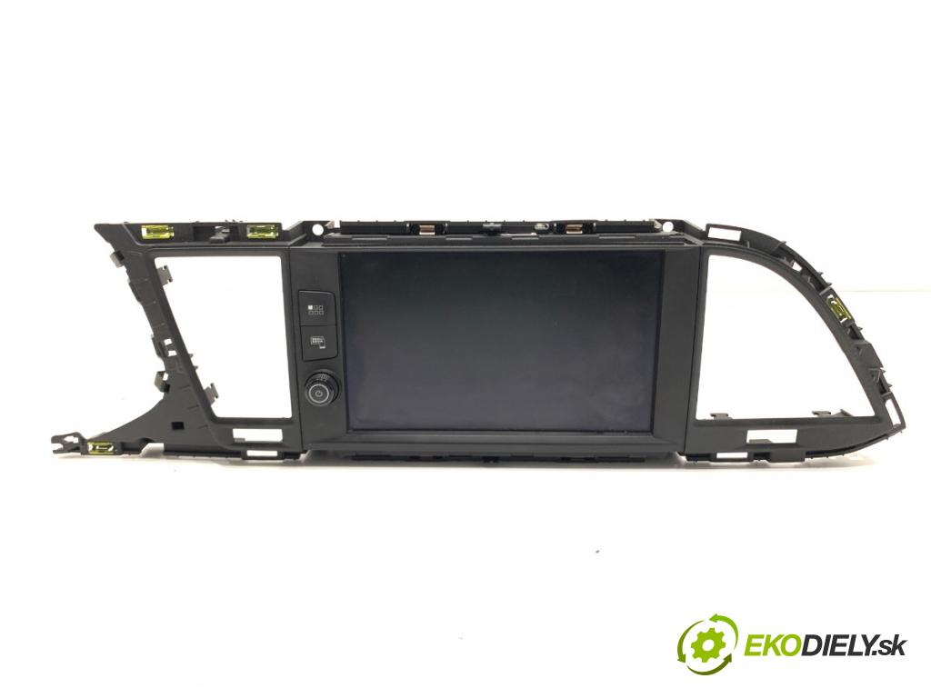 SEAT LEON III liftback 2019 221 kW 2.0 Cupra 1984 RADIO Dislpej 5F0919606A