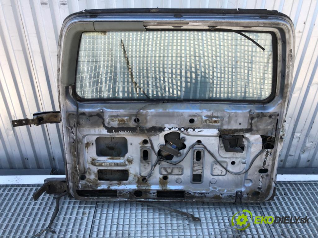 TATA SAFARI SUV 1999 64 kW 2.0 TDi 4x4 1948 kapota zad