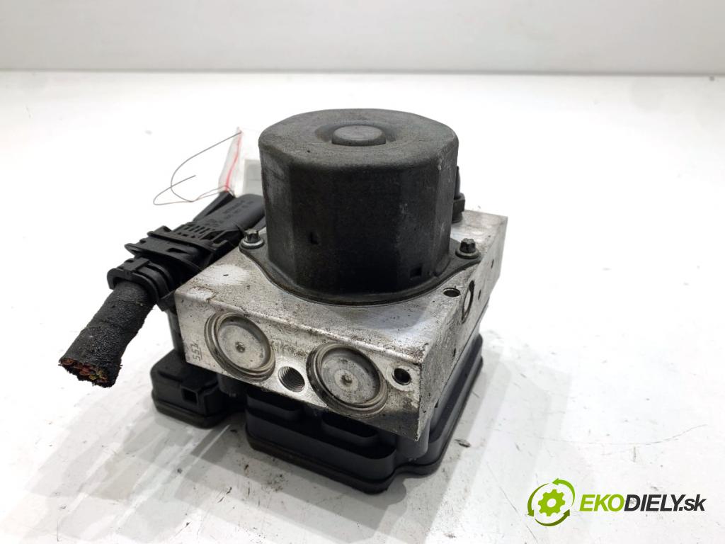 MERCEDES-BENZ W212 sedan 2014 115 kW E 200 NGT (212.035) 1991 Pumpa ABS A2124311448 (Pumpa ABS)