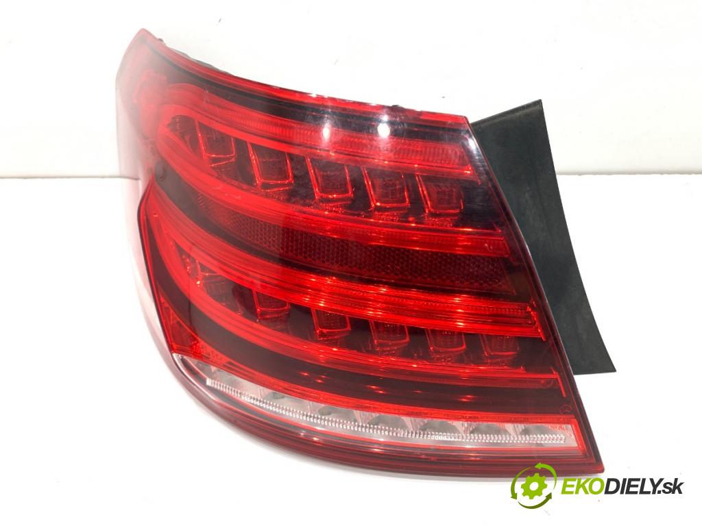 MERCEDES-BENZ W212 sedan 2014 115 kW E 200 NGT (212.035) 1991 Svetlo ľavy zad A2129060703