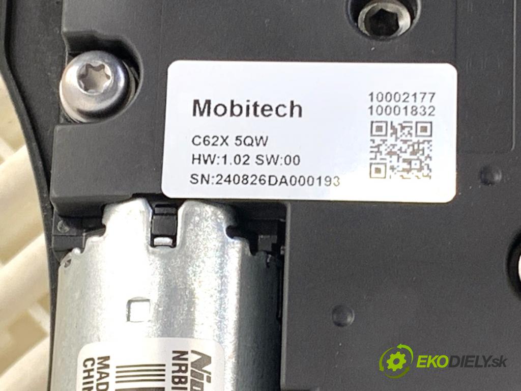 BAIC X75 SUV 2024 138 kW DCT 1498 strešné okno