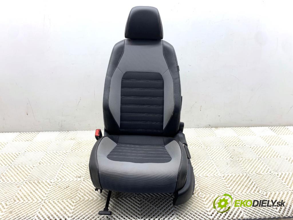 VW JETTA IV sedan 2012 90 kW 1.4 TSI 1390 sedadlo levý přední část 