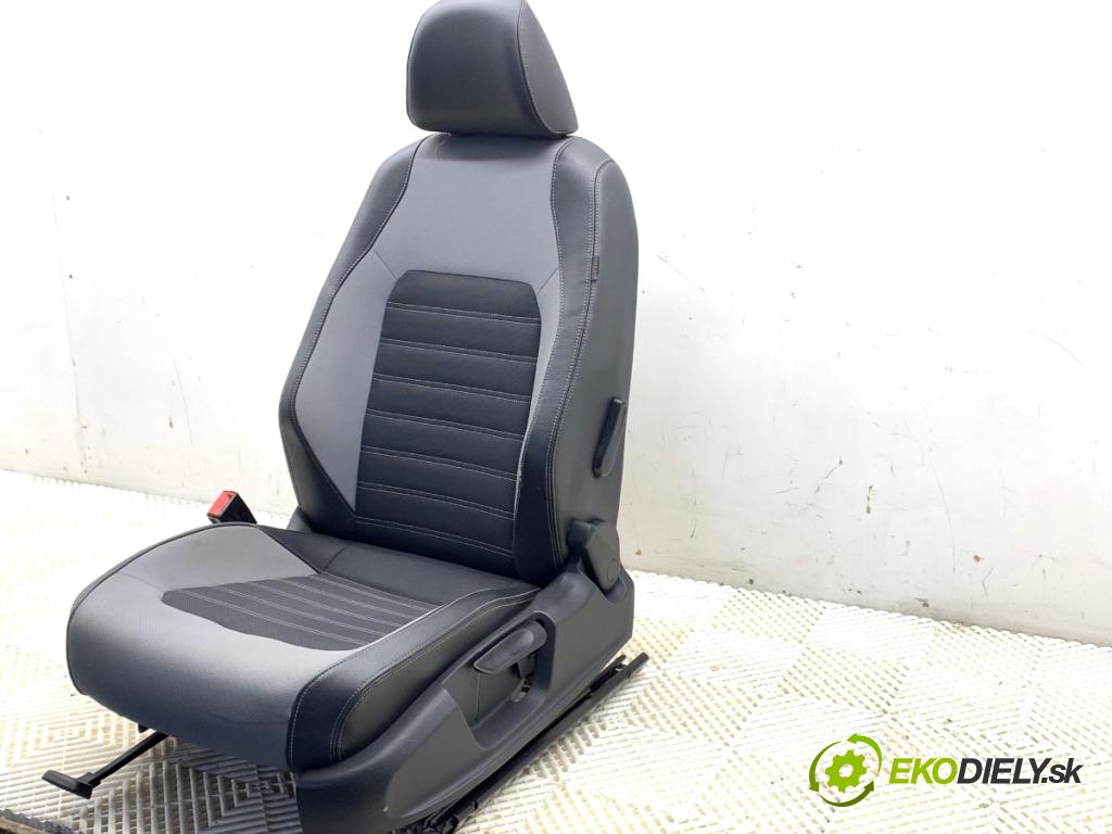 VW JETTA IV sedan 2012 90 kW 1.4 TSI 1390 sedadlo levý přední část