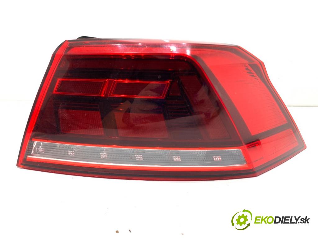 VW PASSAT B8 sedan 2022 206 kW 2.0 TSI 4motion 1984 Svetlo pravy zad 3G5945096H