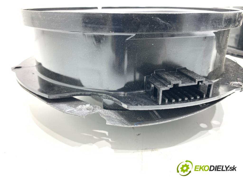 VW PASSAT B8 sedan 2022 206 kW 2.0 TSI 4motion 1984 reproduktory 3G0035453