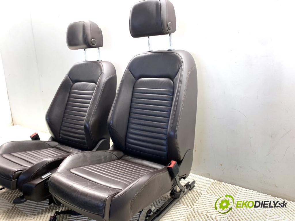 VW PASSAT B8 Kombi 2015 110 kW 2.0 TDI 1968 Sedadlá, sedačky Sedadlo bočné Tunel