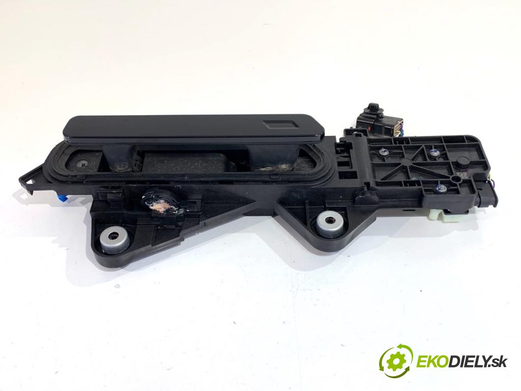 BAIC X75 SUV 2024 138 kW DCT 1498 Kľučka vonkajšia ľavy predný 