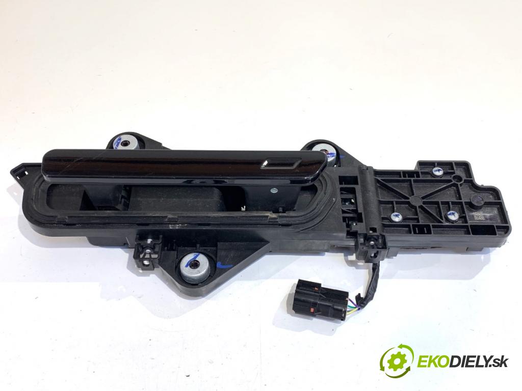 BAIC X75 SUV 2024 138 kW DCT 1498 Kľučka vonkajšia pravy predný 