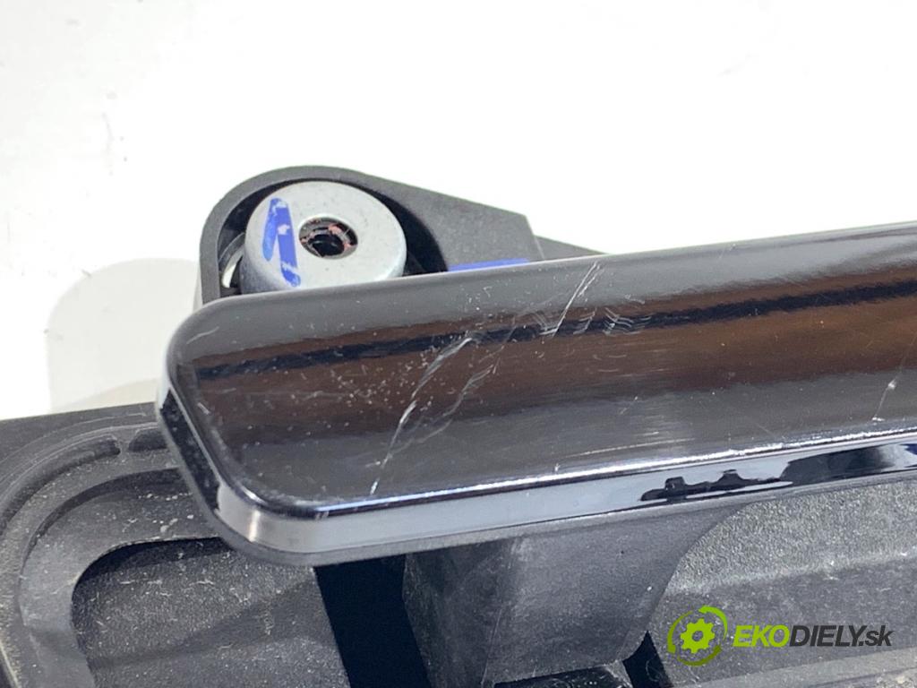 BAIC X75 SUV 2024 138 kW DCT 1498 Kľučka vonkajšia pravy predný