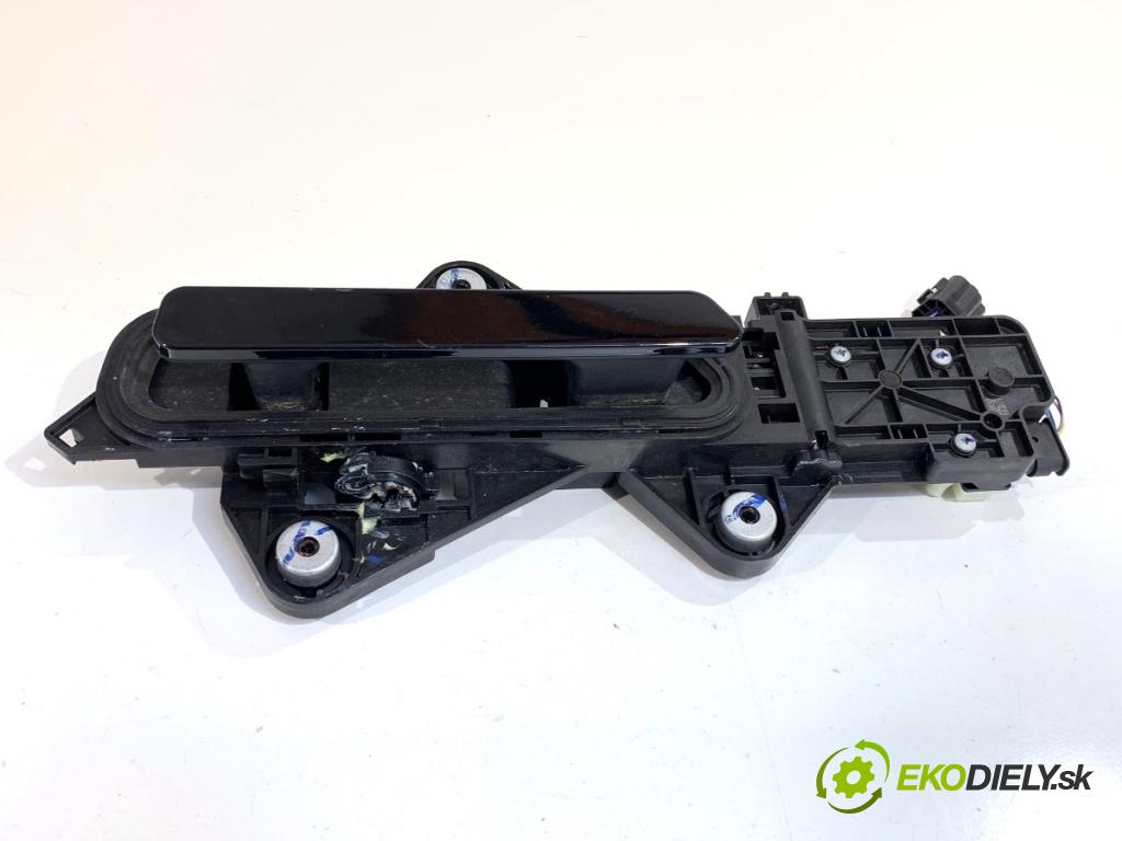 BAIC X75 SUV 2024 138 kW DCT 1498 Kľučka vonkajšia ľavy zad