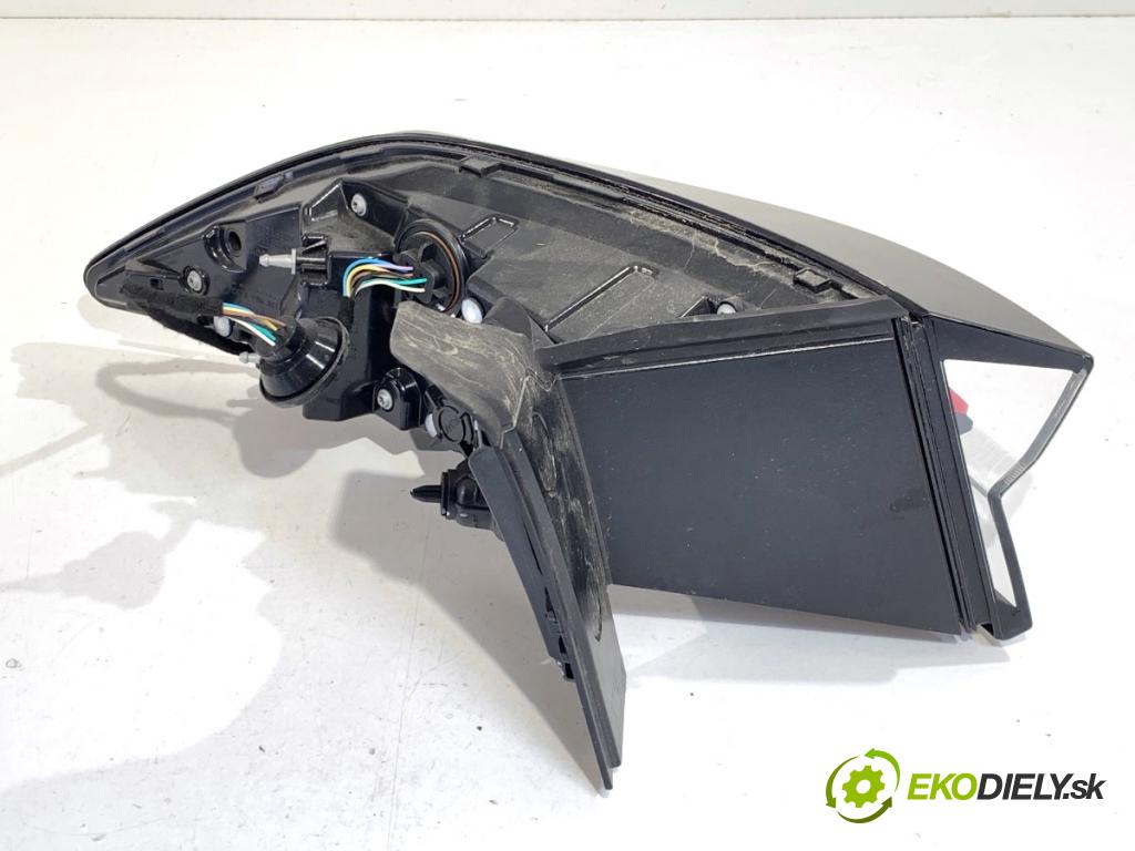 BAIC X75 SUV 2024 138 kW DCT 1498 Svetlo pravy zad A00118807