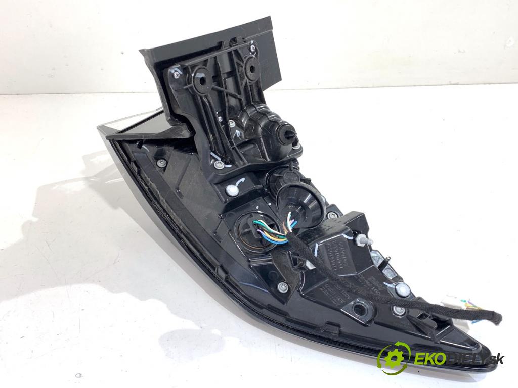 BAIC X75 SUV 2024 138 kW DCT 1498 Svetlo pravy zad A00118807