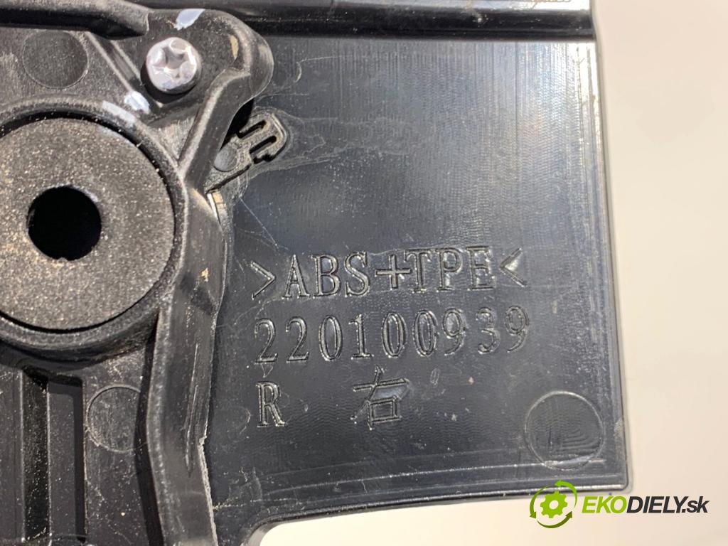 BAIC X75 SUV 2024 138 kW DCT 1498 Svetlo pravy zad A00118807