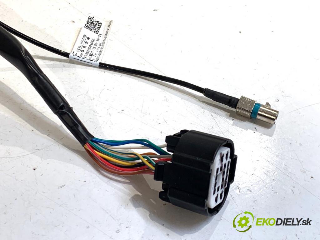 BAIC X75 SUV 2024 138 kW DCT 1498 Spätné zrkadlo pravy A020X01896