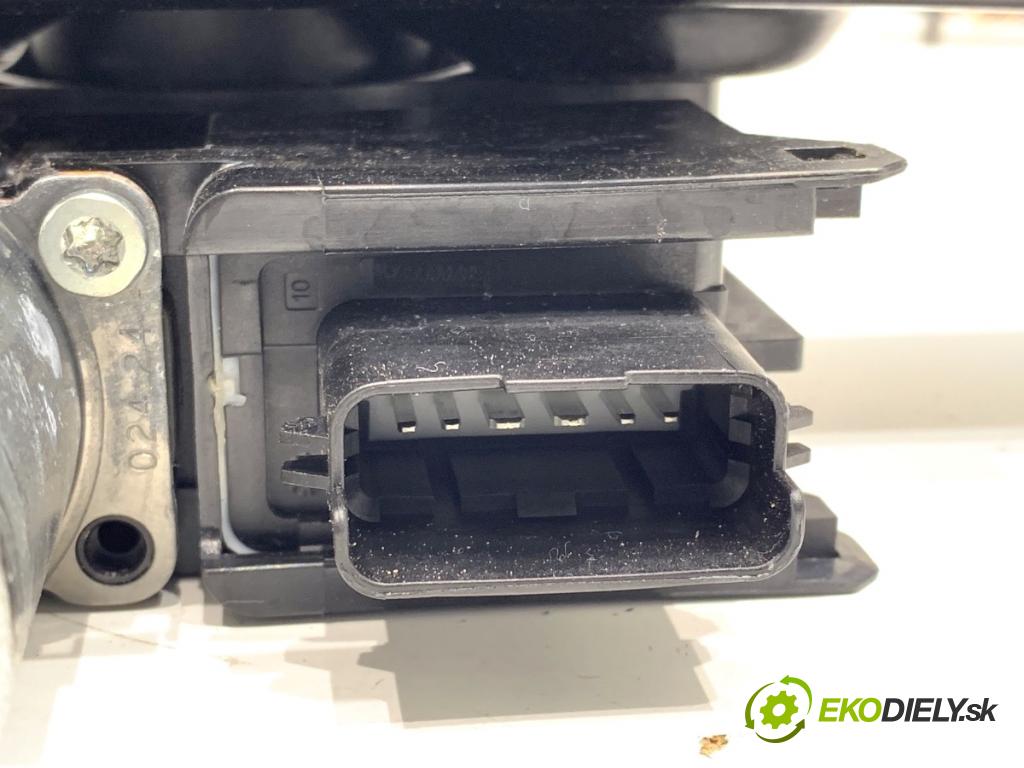 BAIC X75 SUV 2024 138 kW DCT 1498 Mechanizmus okna ľavy predný 0130823442