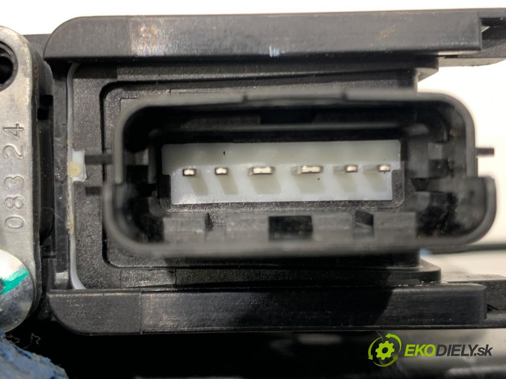 BAIC X75 SUV 2024 138 kW DCT 1498 Mechanizmus okna pravy predný 0130823443