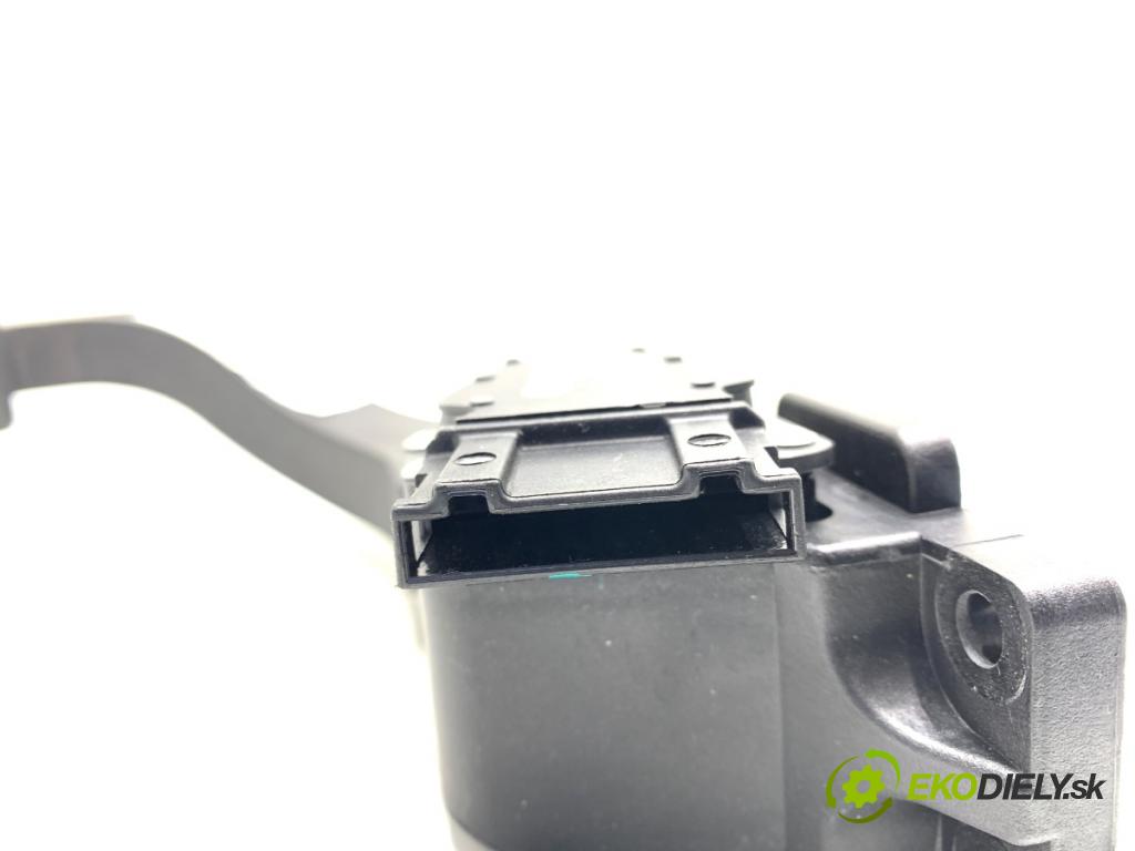 BAIC X75 SUV 2024 138 kW DCT 1498 Potenciometer plynu A00086954 (Potenciometer plynového pedálu)