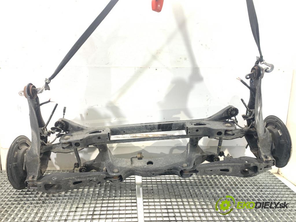 BAIC X75 SUV 2024 138 kW DCT 1498 Výstuha zad
