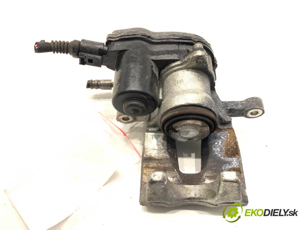 BAIC X75 SUV 2024 138 kW DCT 1498 Brzdič strmeň pravy zad X2404A