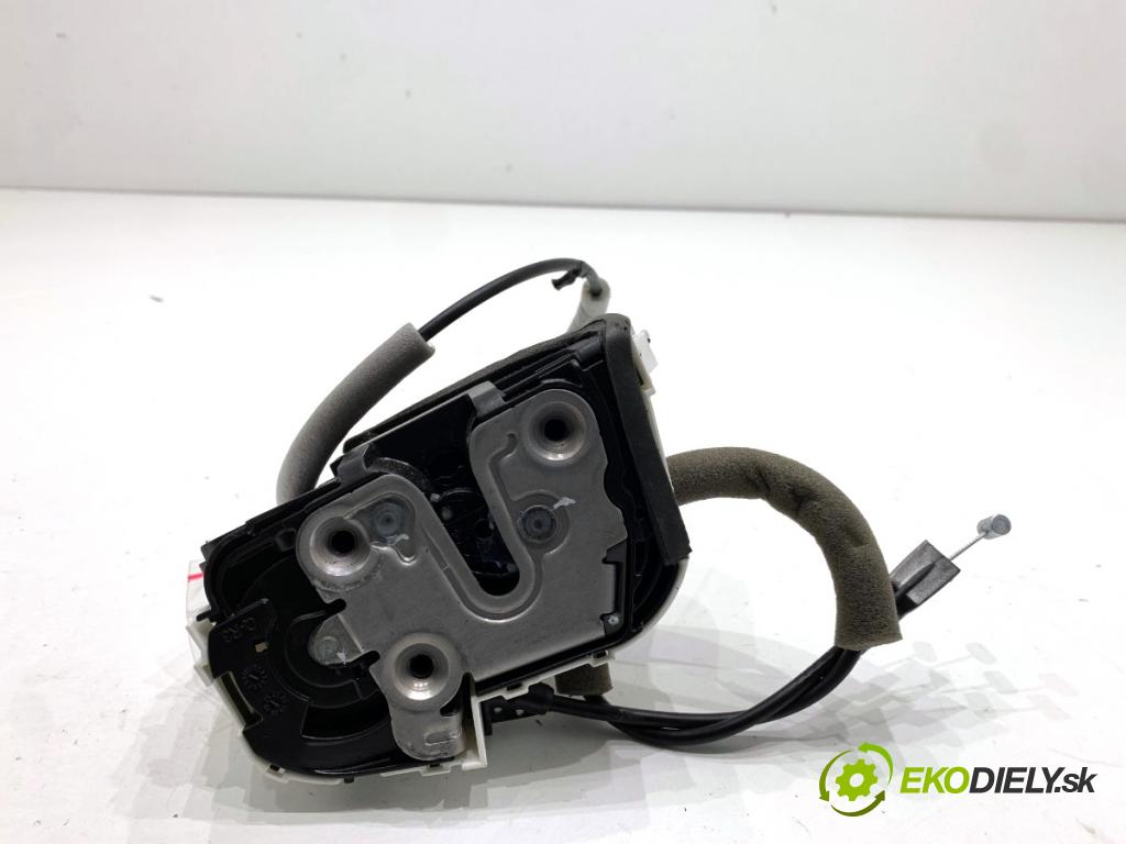 BAIC X75 SUV 2024 138 kW DCT 1498 zámok Dvere pravy predný A00102614