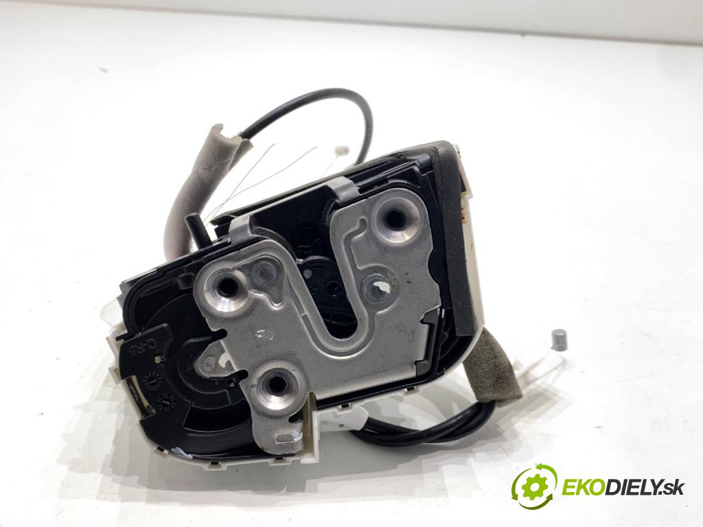 BAIC X75 SUV 2024 138 kW DCT 1498 zámok Dvere pravy zad A00102610