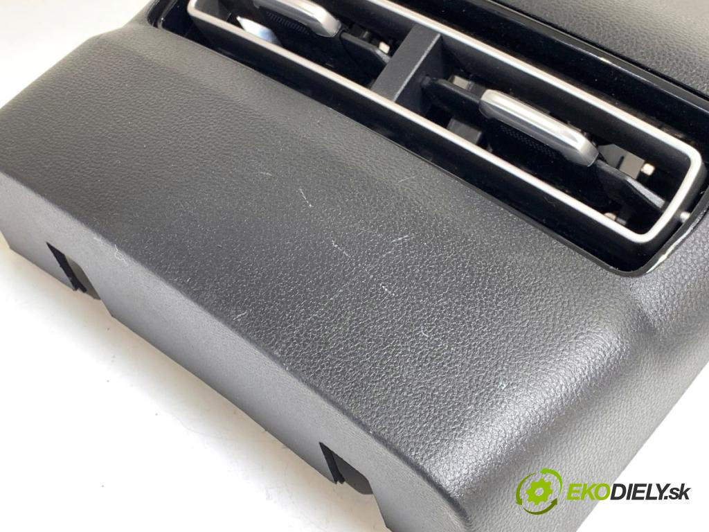 BAIC X75 SUV 2024 138 kW DCT 1498 Mriežky kúrenia zad A00087542