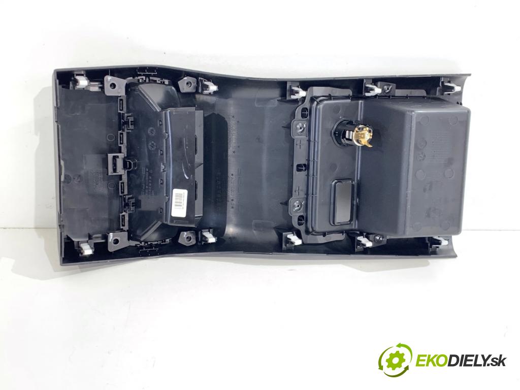 BAIC X75 SUV 2024 138 kW DCT 1498 Mriežky kúrenia zad A00087542