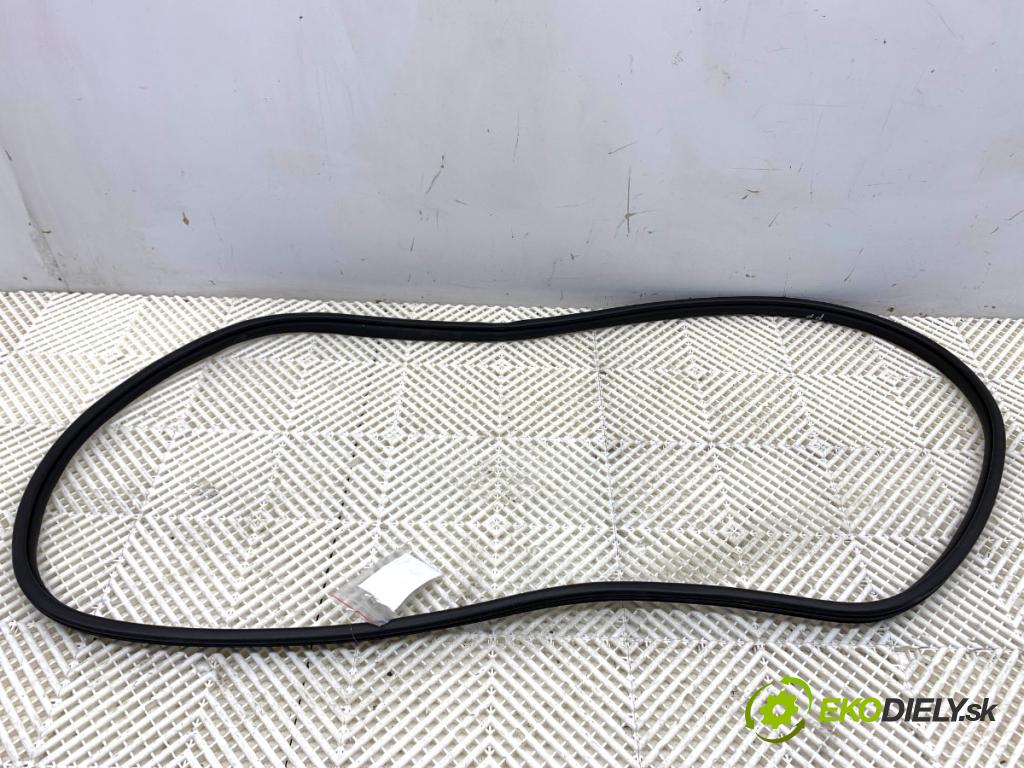 BAIC X75 SUV 2024 138 kW DCT 1498 tesnenie Dvere predný pravá 