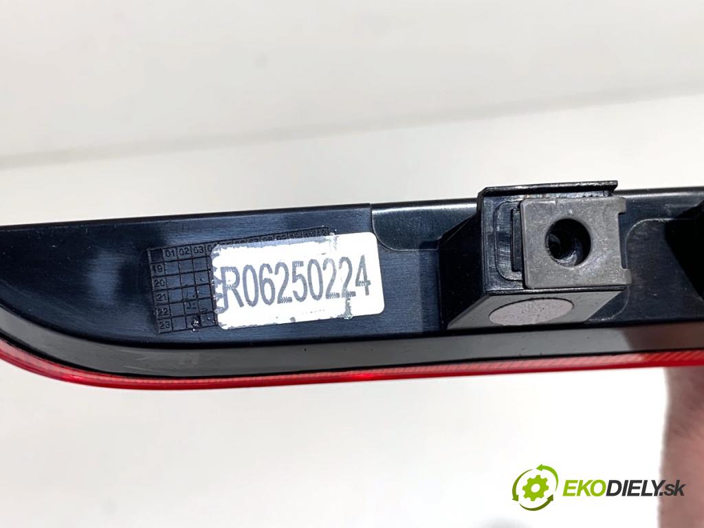 BAIC X75 SUV 2024 138 kW DCT 1498 Svetlo brzdových svetiel A451E00071