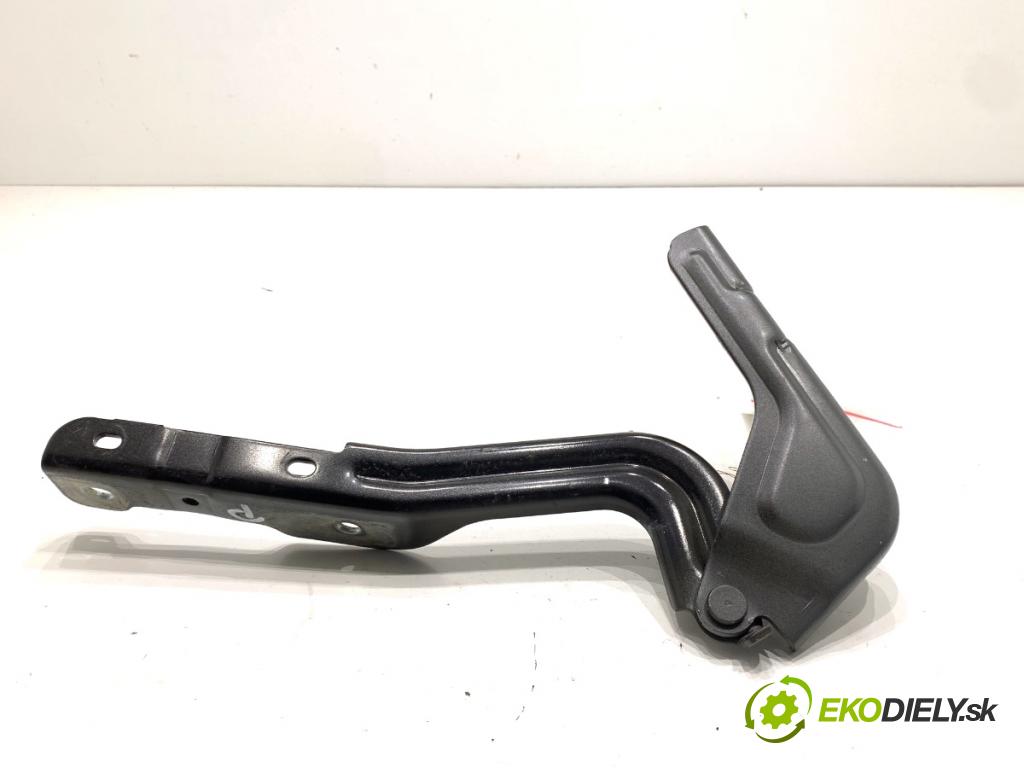 BAIC X75 SUV 2024 138 kW DCT 1498 Záves kapoty pravy predný A00083189