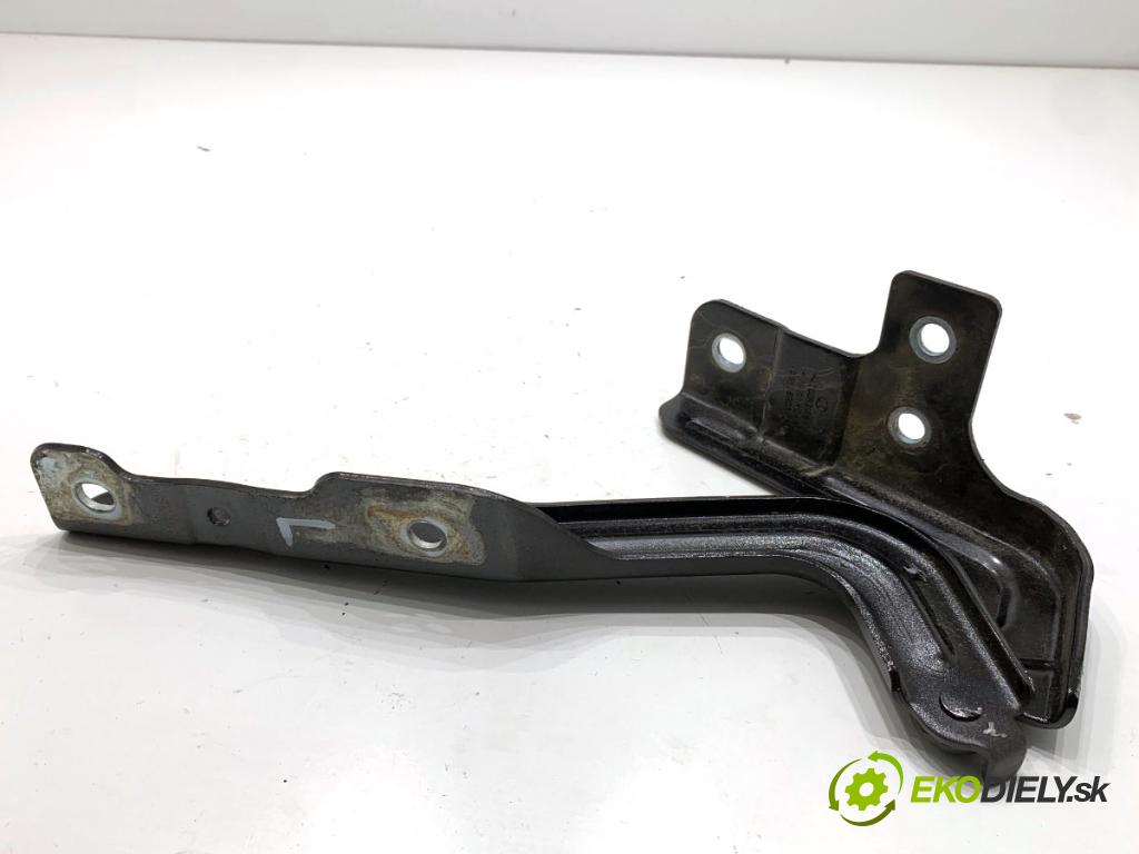 BAIC X75 SUV 2024 138 kW DCT 1498 Záves kapoty ľavy predný A00083188