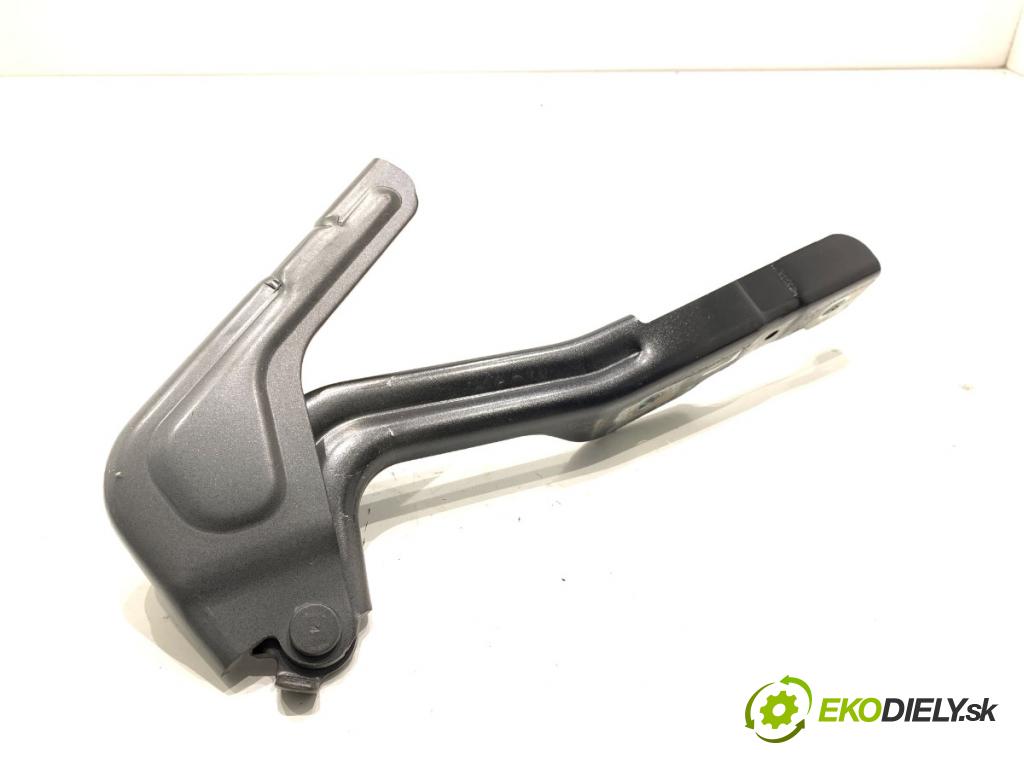 BAIC X75 SUV 2024 138 kW DCT 1498 Záves kapoty ľavy predný A00083188