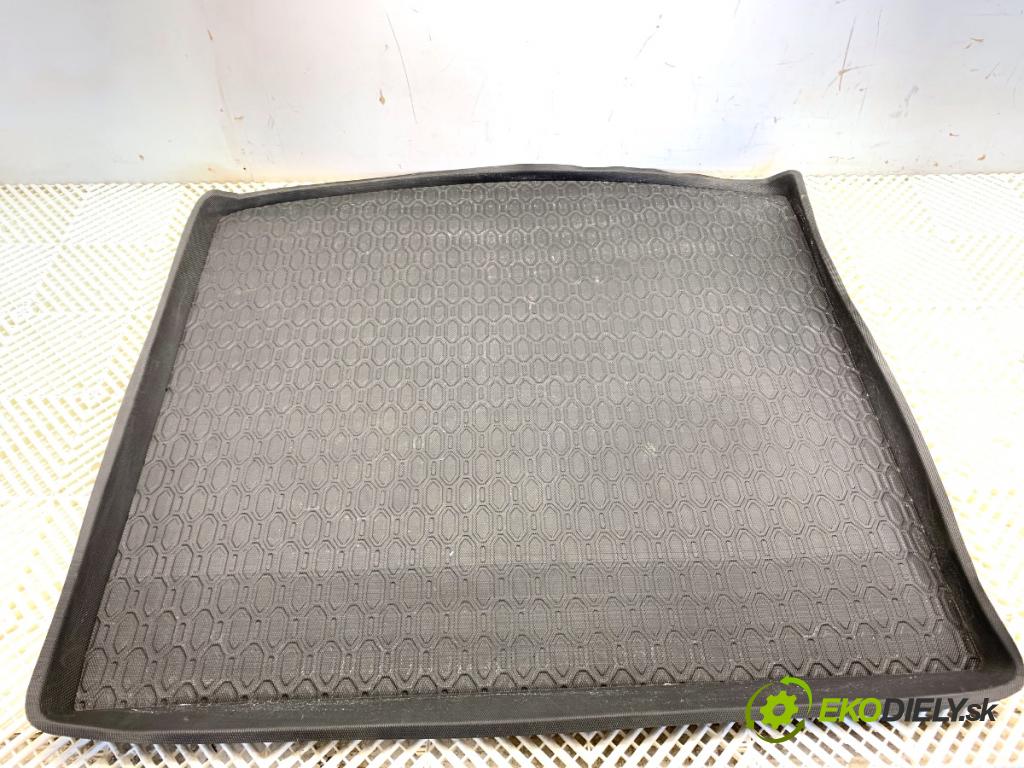 BAIC X75 SUV 2024 138 kW DCT 1498 koberček