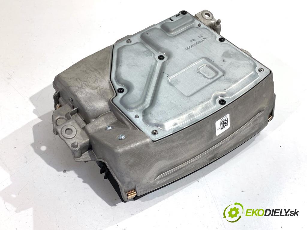 SKODA OCTAVIA IV liftback 2023 140 kW 2.0 TSI 4x4 1984 Dislpej HEAD UP 5E4919608