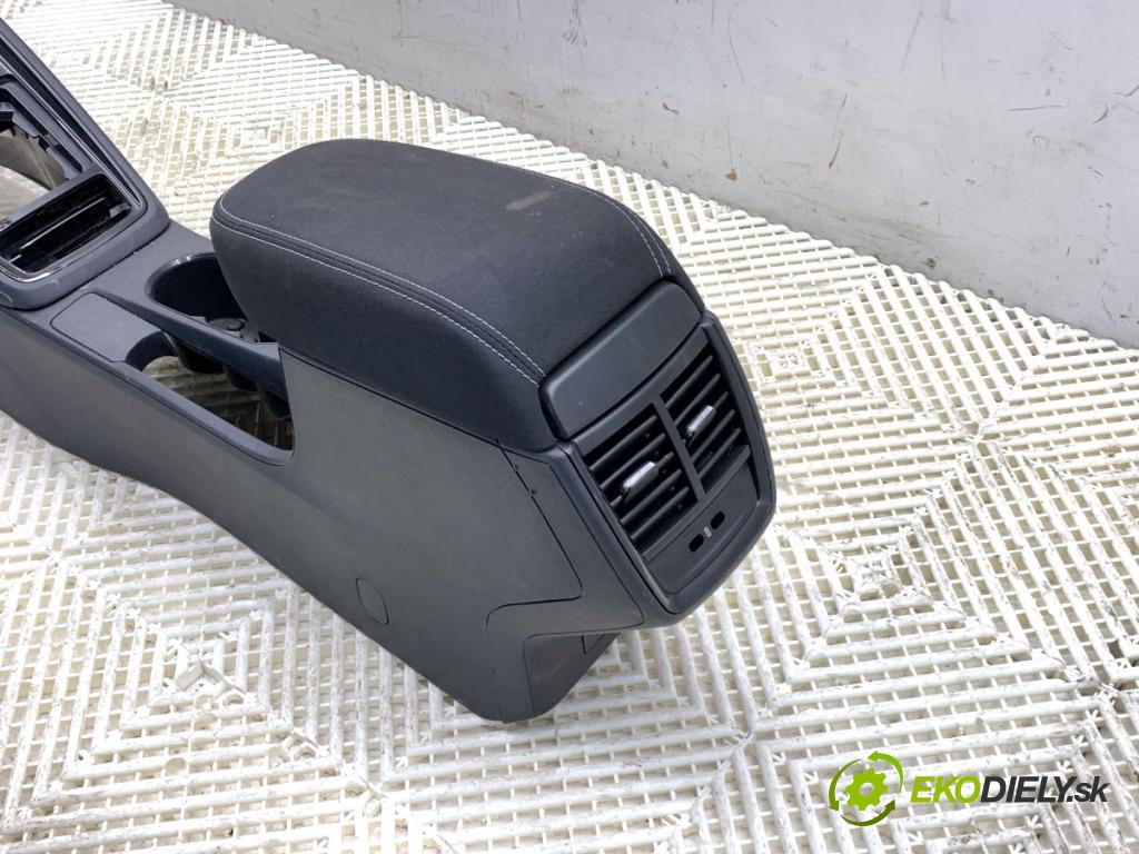 SKODA SCALA liftback 2025 85 kW 1.0 TSI 999 Tunel stredový opierka