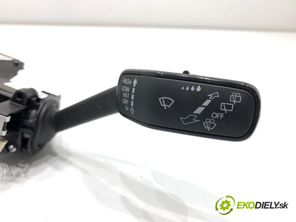 SKODA SCALA liftback 2025 85 kW 1.0 TSI 999 Prepínač kombinovaný 5Q0953521MP (Prepínacie páčky pod volantom)