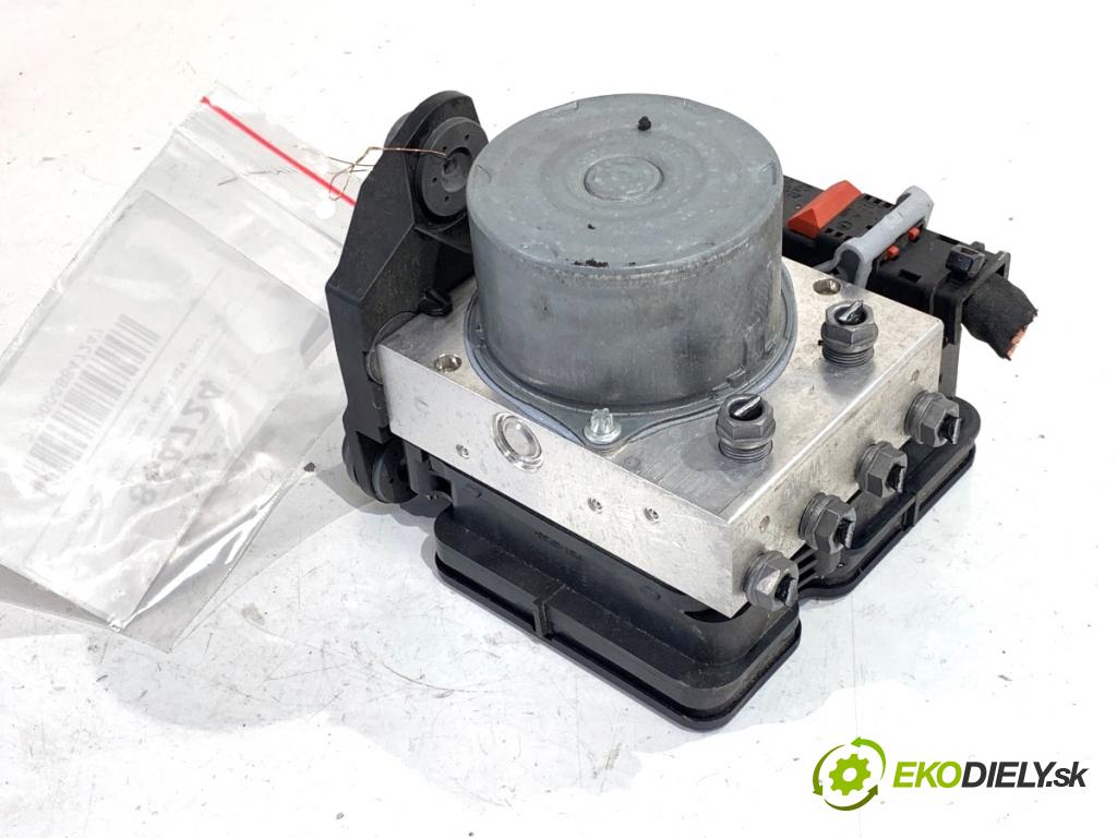 SKODA SCALA liftback 2025 85 kW 1.0 TSI 999 Pumpa ABS 2Q0614517DC (Pumpa ABS)