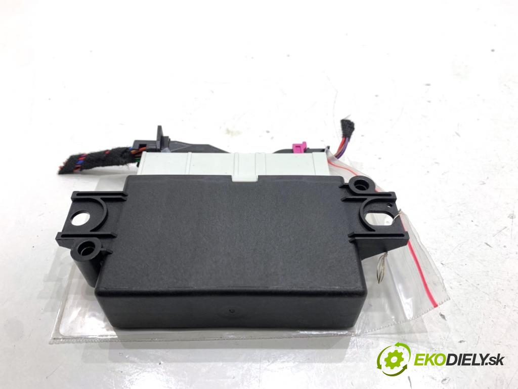 SKODA SCALA liftback 2025 85 kW 1.0 TSI 999 Modul PDC 5QA919294L (Riadiaca jednotka ostatné)