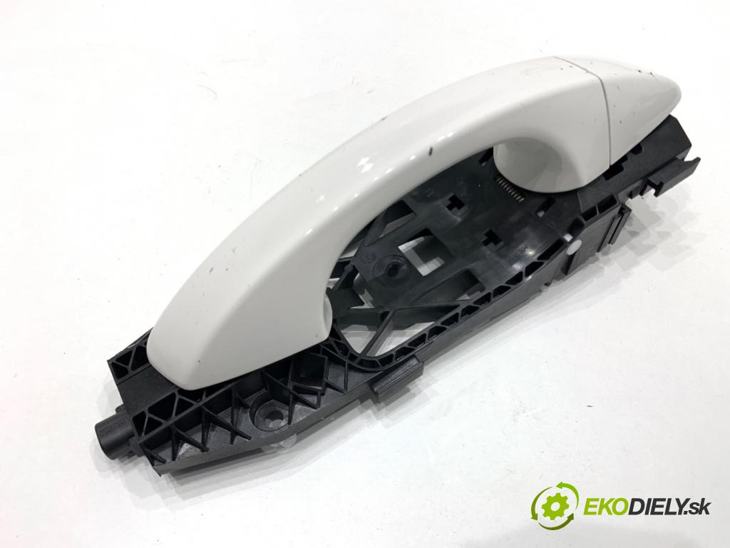 SKODA SCALA liftback 2025 85 kW 1.0 TSI 999 Kľučka vonkajšia pravy predný 5N0839885H