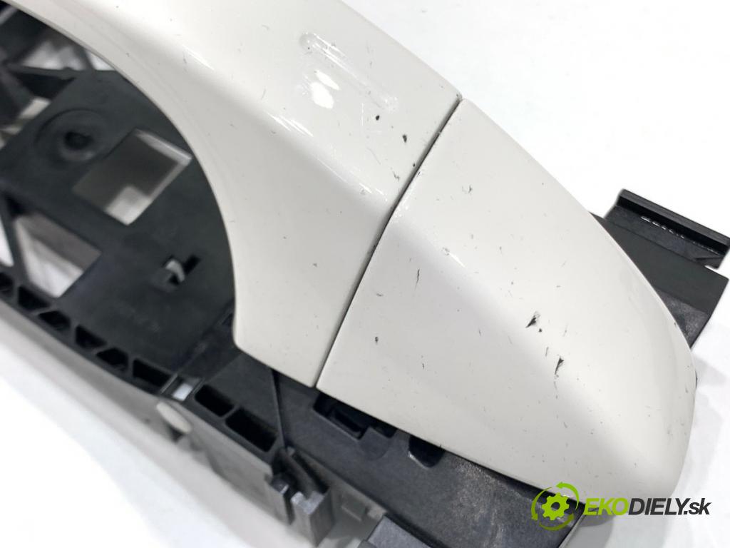SKODA SCALA liftback 2025 85 kW 1.0 TSI 999 Kľučka vonkajšia pravy predný 5N0839885H