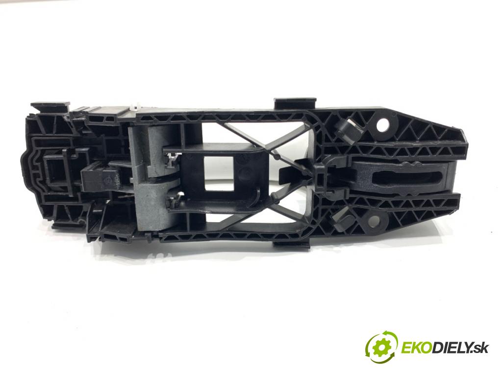 SKODA SCALA liftback 2025 85 kW 1.0 TSI 999 Kľučka vonkajšia ľavy zad 5N0839885H