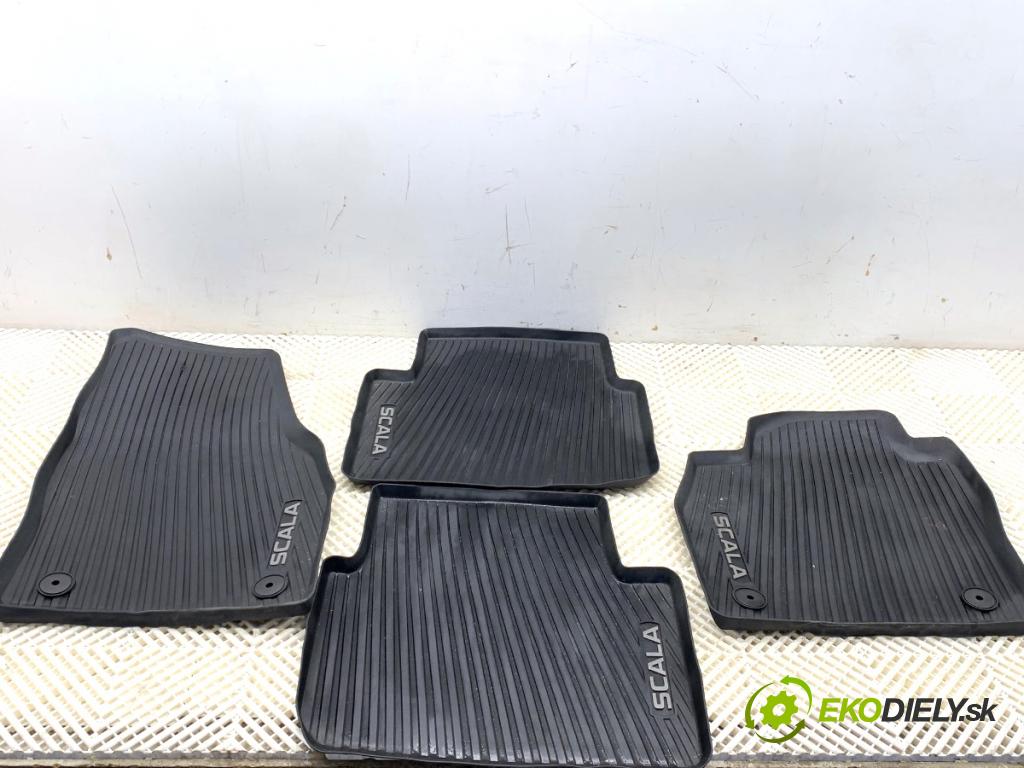 SKODA SCALA liftback 2025 85 kW 1.0 TSI 999 koberček PRYŽ: 658061502