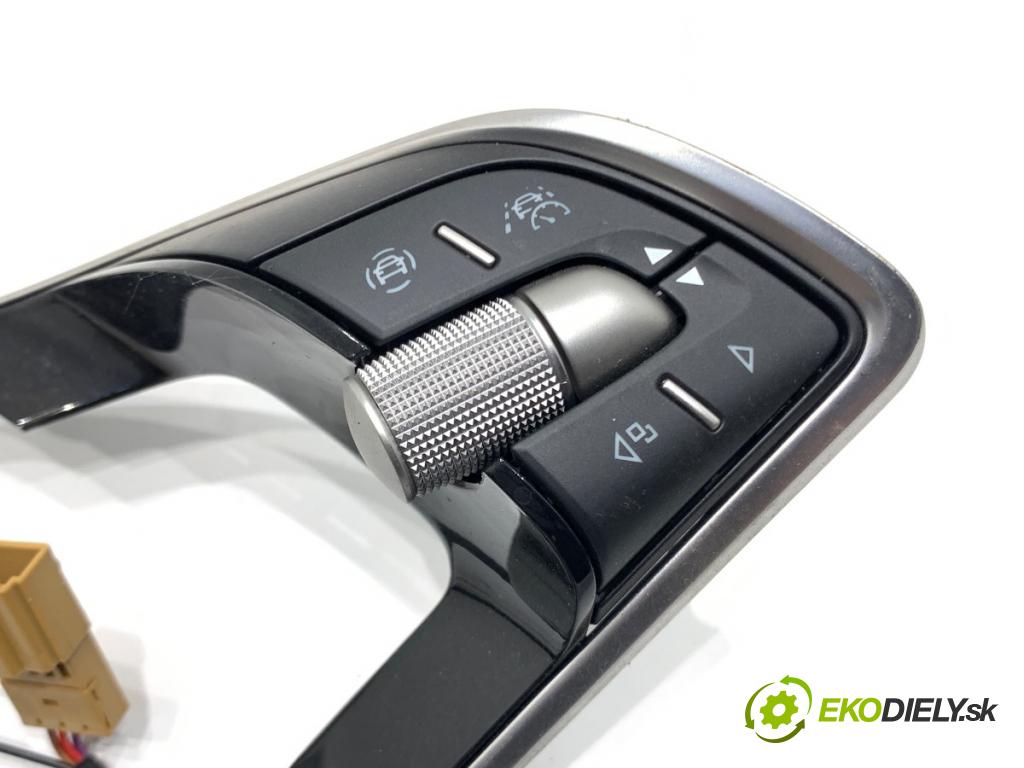 SKODA SCALA liftback 2025 85 kW 1.0 TSI 999 SPÍNAČE: volantu 5E3959542BC