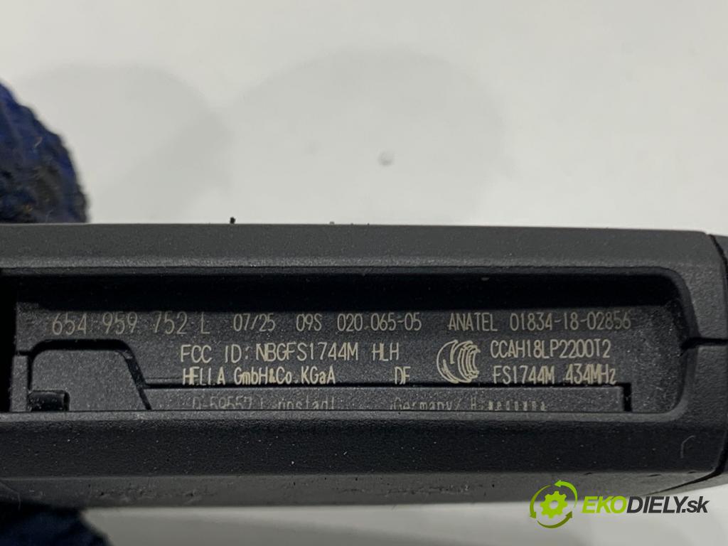 SKODA SCALA liftback 2025 85 kW 1.0 TSI 999 kľúč DÁLKOVÝ: 654959752L