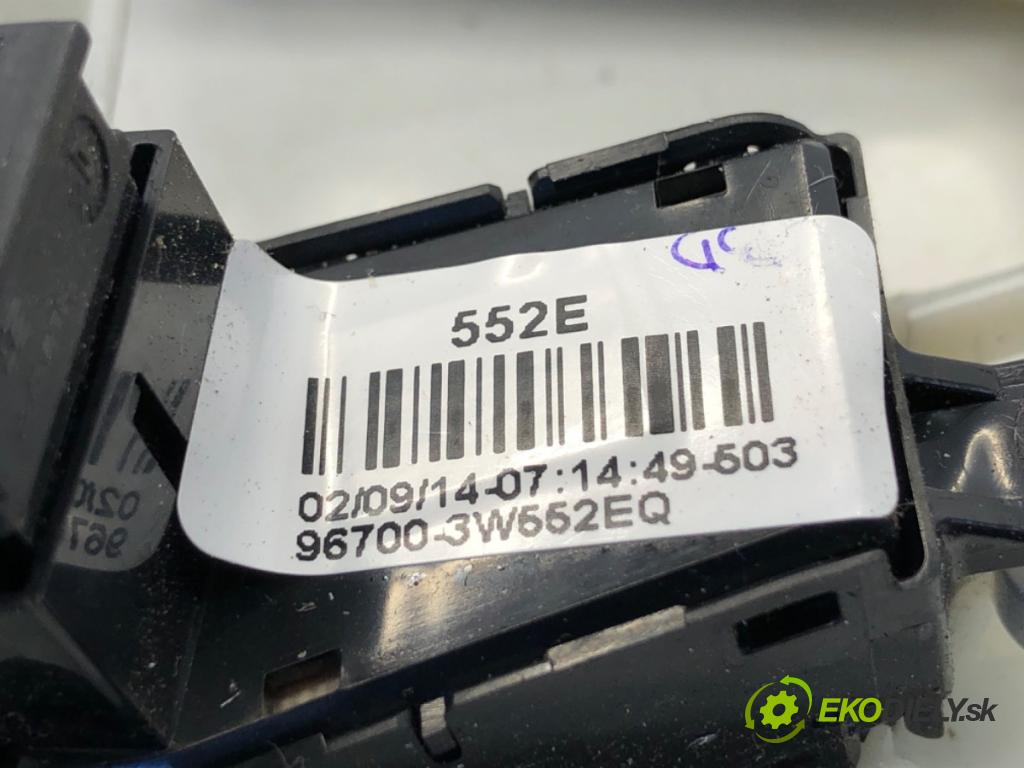 KIA SPORTAGE III SUV 2014 85 kW 1.7 CRDi 1685 SPÍNAČE: volantu