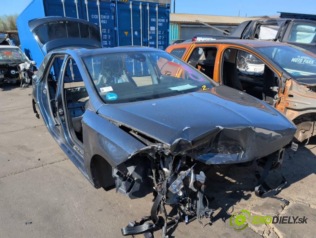 SEAT LEON III liftback 2019 221 kW 2.0 Cupra 1984 karoséria ČTVRŤÁK: Blatník prah strecha PODŁUŻNICA 