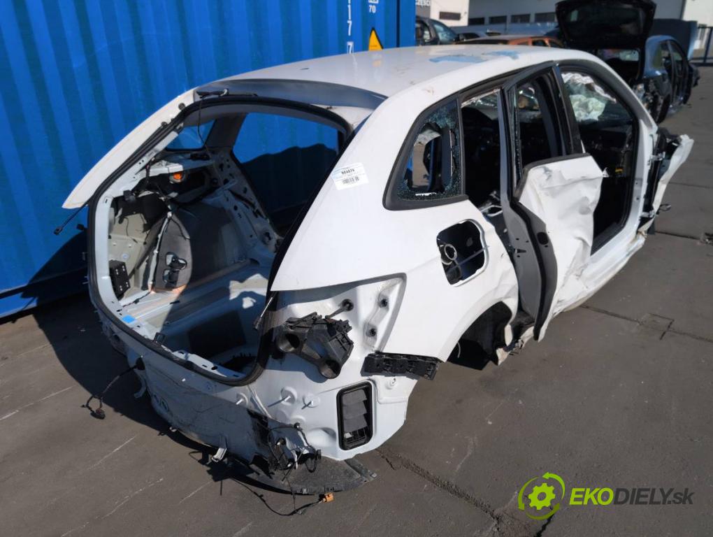 SKODA SCALA liftback 2025 85 kW 1.0 TSI 999 karoséria ČTVRŤÁK: Blatník prah strecha PODŁUŻNICA