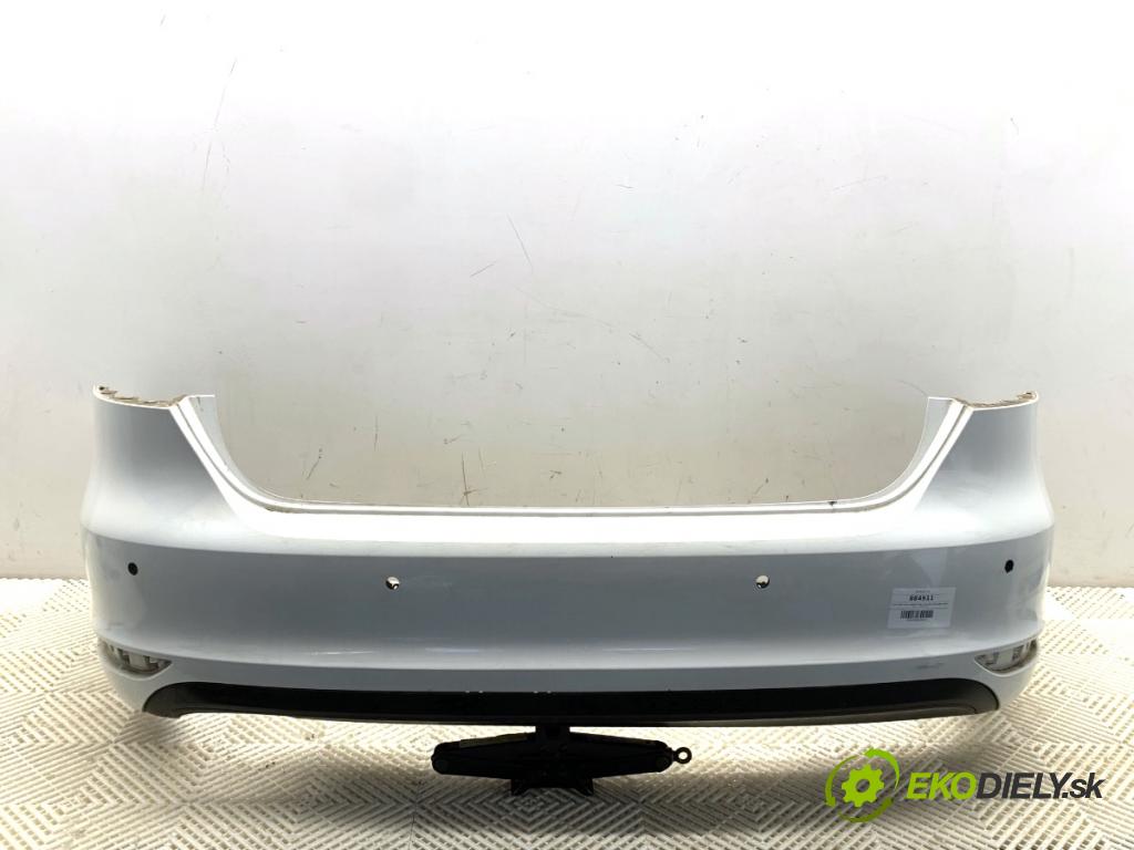 VW JETTA IV sedan 2012 90 kW 1.4 TSI 1390 nárazník zadní část LB9A 