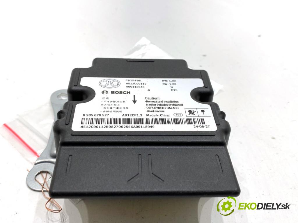 BAIC X75 SUV 2024 138 kW DCT 1498 senzor airbag A00118949 (Snímač)