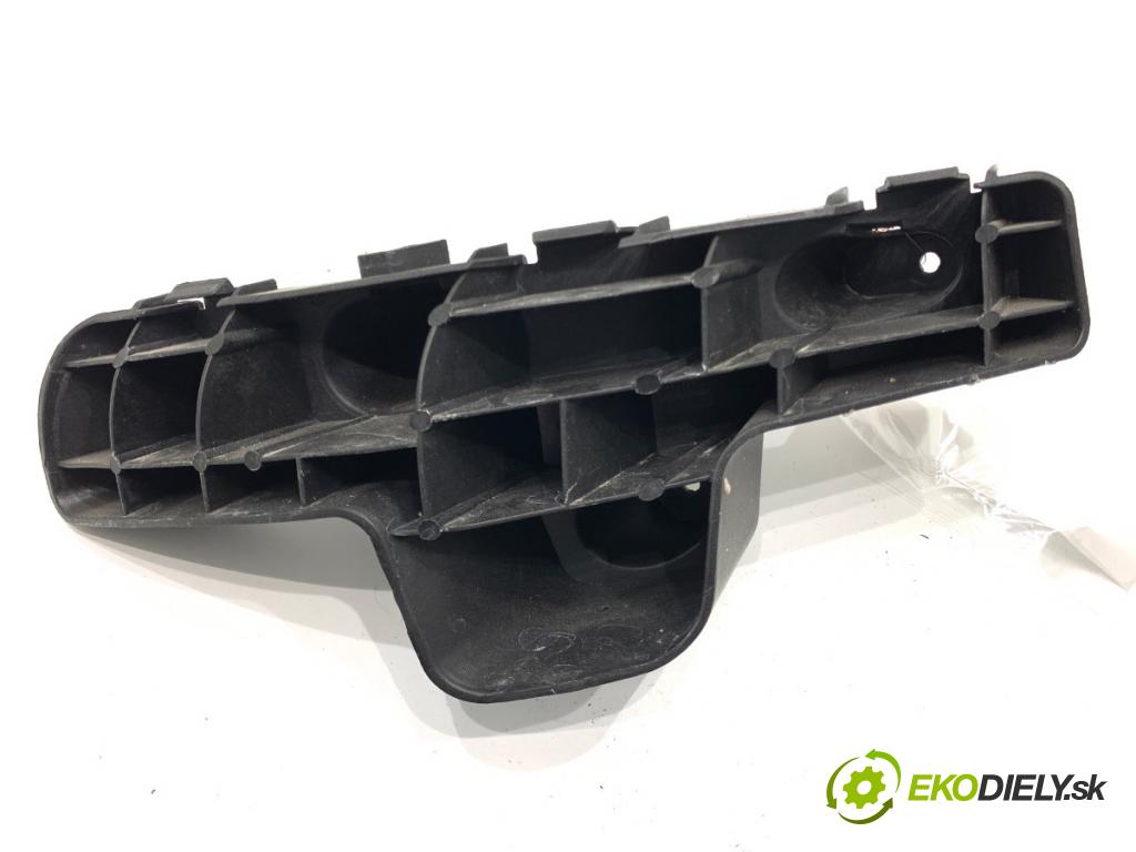 BAIC X75 SUV 2024 138 kW DCT 1498 Úchyt nárazníka ľavy zad A00118528
